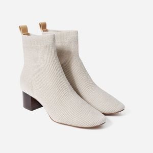 [Everlane] The Glove Boot in Oatmeal Wool